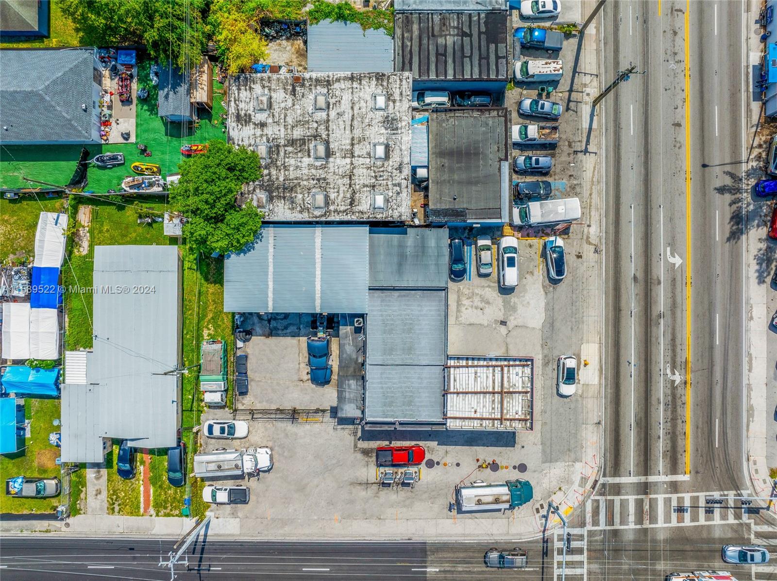 Exceptional Gas station